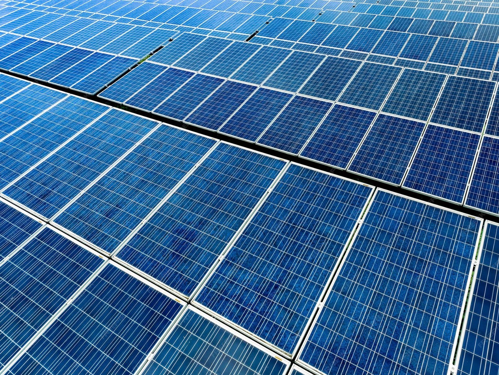 Solar panel drone inspection